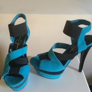 💥JESSICA SIMPSON TEAL AND BLACK SUEDE HEELS NEW!!